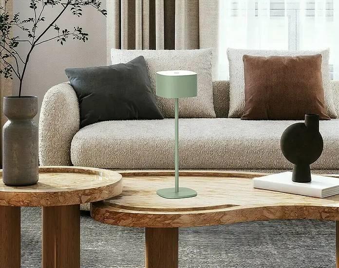 Lampa stołowa dotykowa / 8x8x23cm / 1 sz