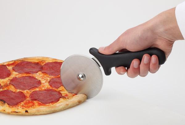 Nóż do pizzy / 10 cm